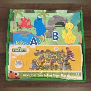 Sesame Street Alphabet Zoo Foam Floor Puzzle New 36”x24”
